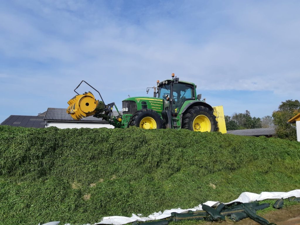 12 Tonnen Walztraktor